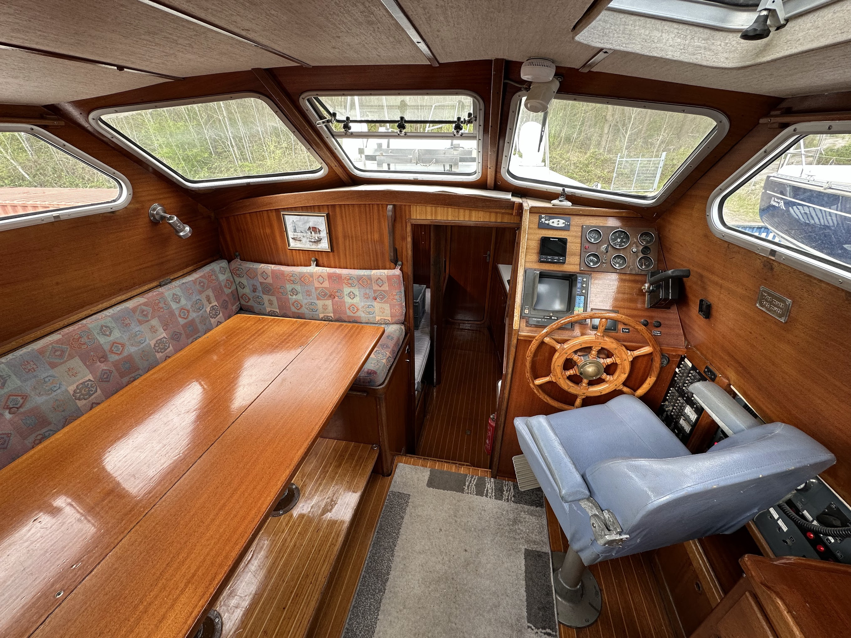 Deckssalon mit Steuerstand
